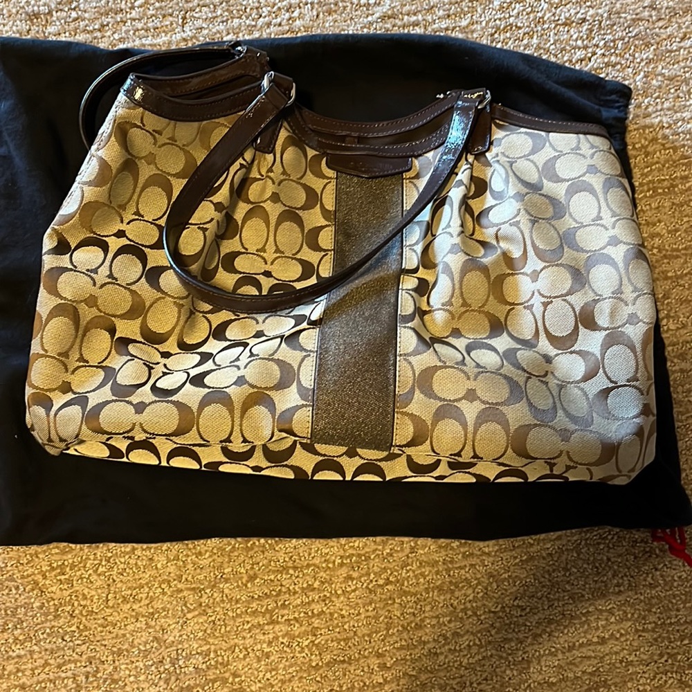 Coach shoulder bag